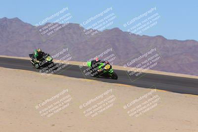 media/Oct-30-2022-CVMA (Sun) [[fb421c3cec]]/Race 11 Amateur Supersport Open/